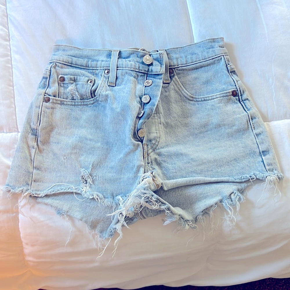 Levi’s 501 like new size 25